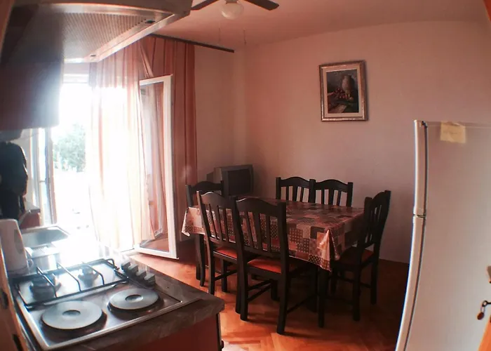 Appartamento By The Sea Barbat, Rab - 4993 *