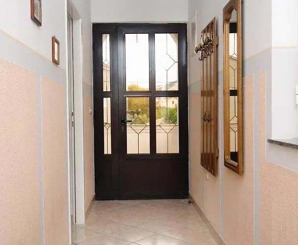 By The Sea Barbat, Rab - 4993 Апартаменты *